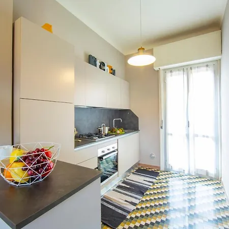 Park View Apartment *
